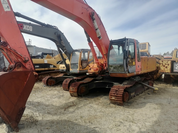 Hitachi ZX-330-3